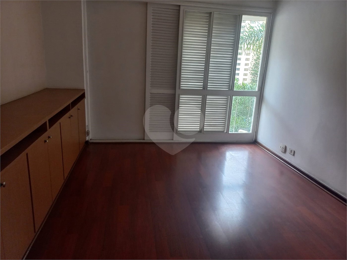 Apartamento à venda com 3 quartos, sendo 1 suíte, em Jardim Paulista, São Paulo, SP