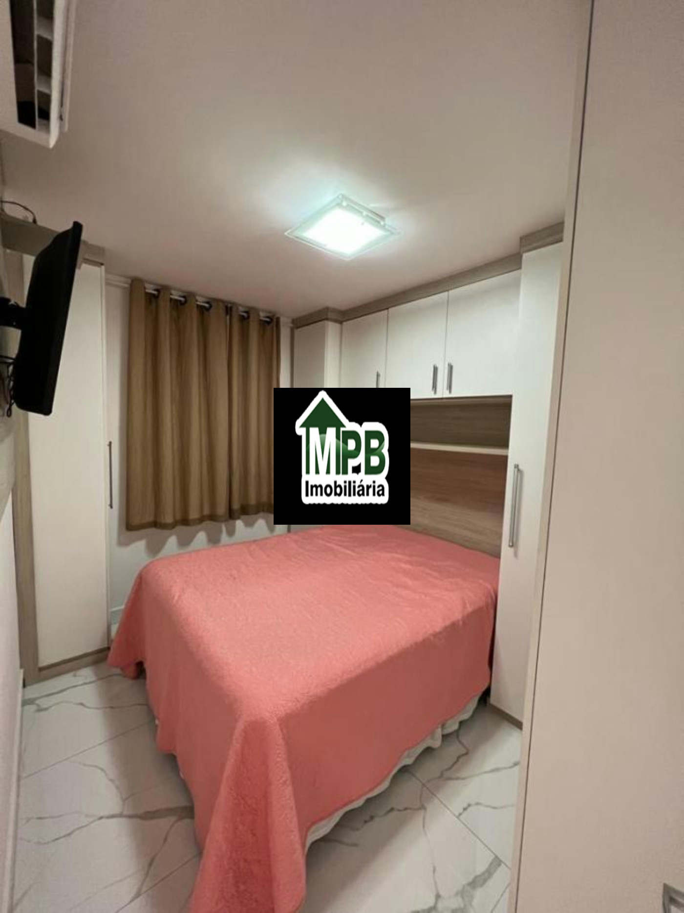 Casa à venda com 2 quartos no condomínio Villa Del Rey, Sorocaba - SP