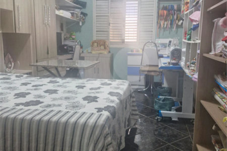 Casa à venda com 4 quartos, sendo 1 suíte, em Jardim Planalto, Salto, SP