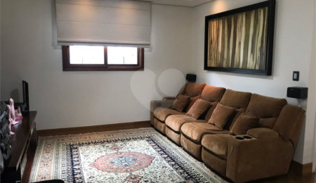 Sobrado à venda com 4 quartos, sendo 3 suítes,  em Jardim França, São Paulo, SP
