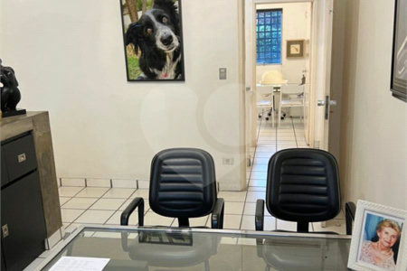 Sobrado à venda ou para alugar com 2 suítes em Itaim Bibi, São Paulo, SP