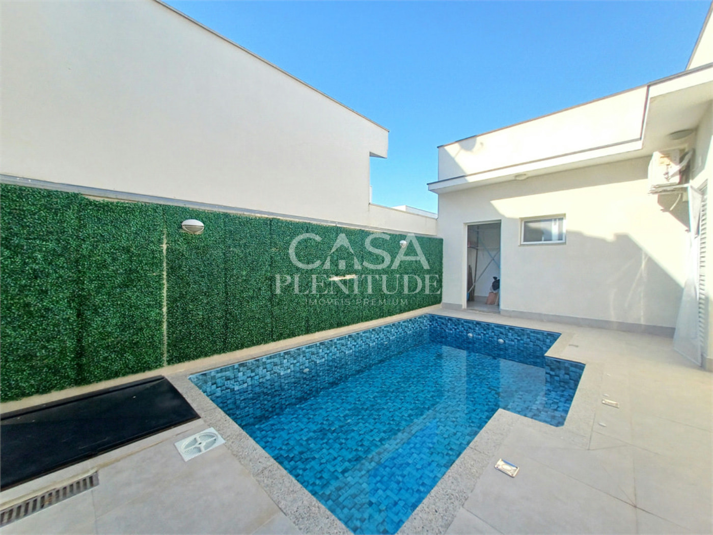 Casa em condomínio à venda com 3 suítes em Iporanga, Sorocaba, SP