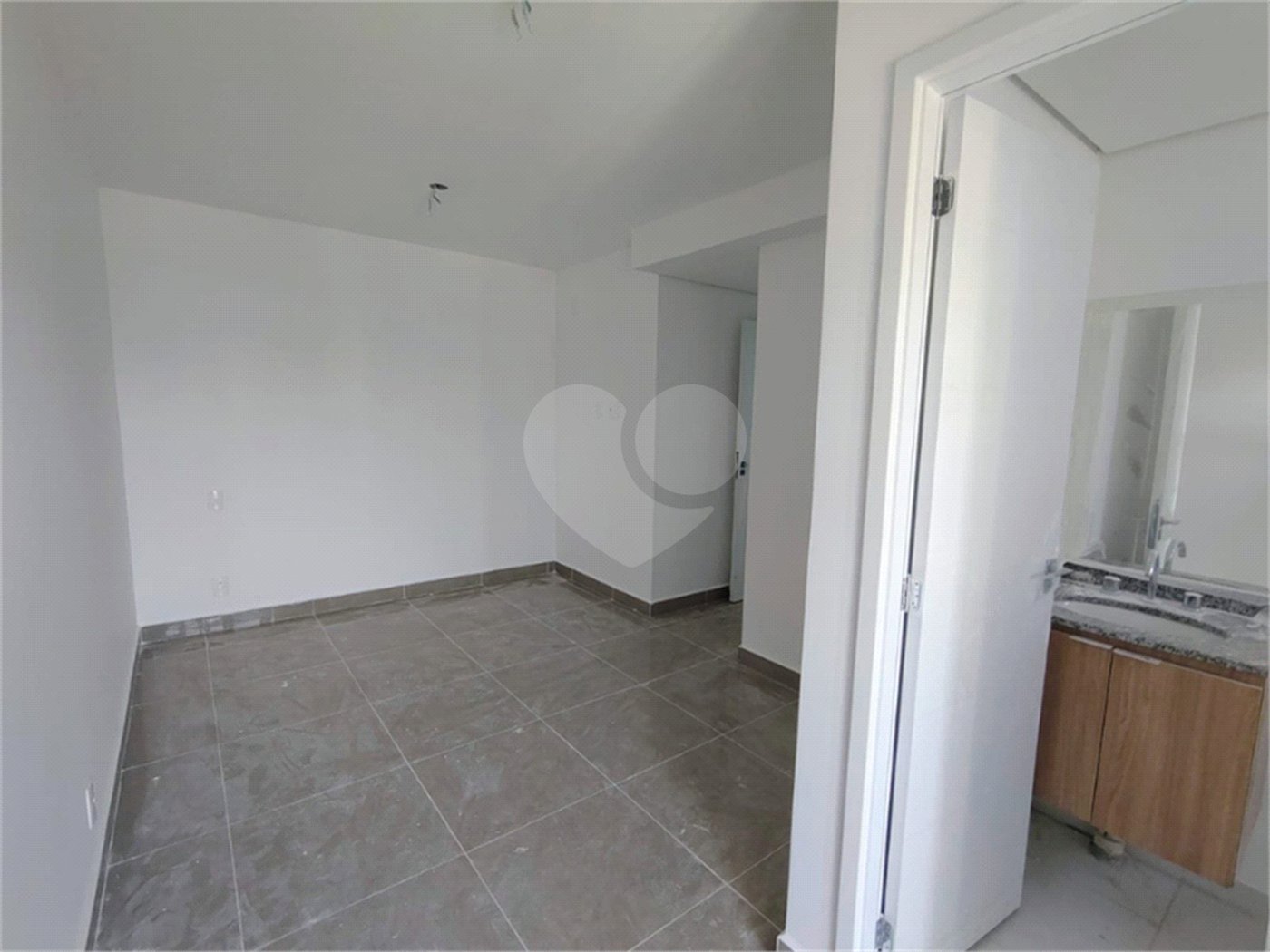 Apartamento para alugar com 2 quartos, sendo 1 suíte,  em Vila Caminho do Mar, São Bernardo do Campo, SP