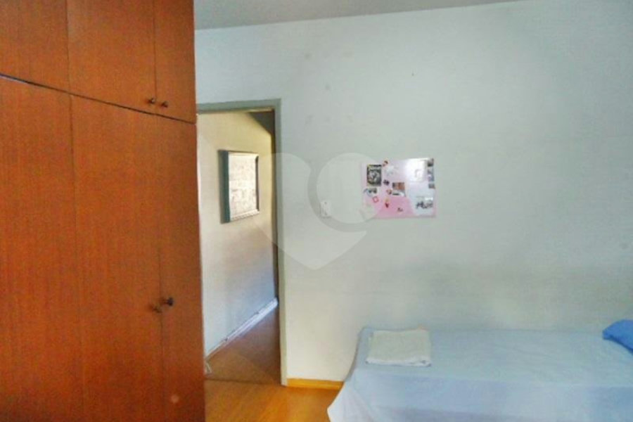 Sobrado à venda com 3 quartos em Jardim Peri, São Paulo, SP