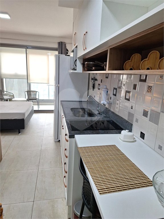 Apartamento à venda com 1 quarto em Santo Amaro, São Paulo, SP