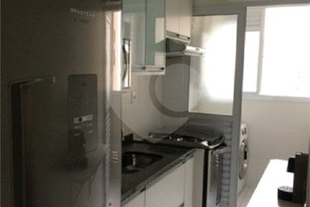 Apartamento à venda com 3 quartos, sendo 1 suíte, em Água Branca, São Paulo, SP