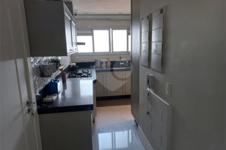 Apartamento à venda com 4 suítes em Santa Teresinha, São Paulo, SP