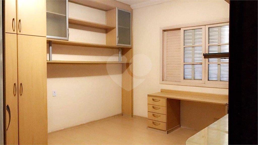Casa Térrea à venda com 3 quartos, sendo 2 suítes,  em Vila Avaí, Indaiatuba, SP