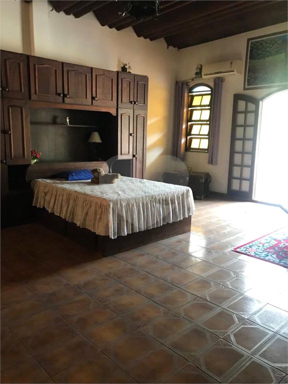 Casa à venda com 4 quartos, sendo 1 suíte, em Senador Vasconcelos, Rio de Janeiro, RJ
