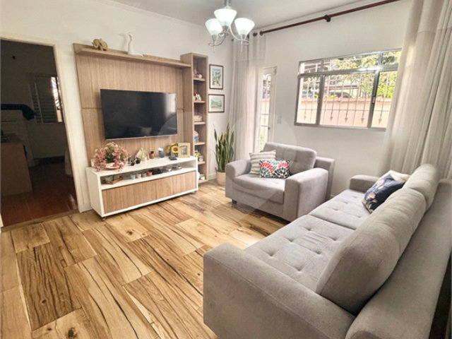 Casa à venda com 3 quartos em Cangaíba, São Paulo, SP