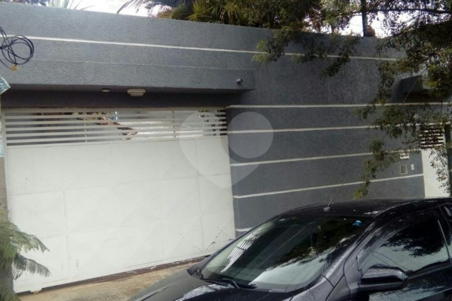 Casa Térrea à venda com 3 quartos, sendo 1 suíte, em Santa Terezinha, São Paulo, SP