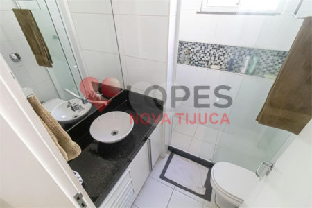 Apartamento à venda com 3 quartos, sendo 1 suíte, em Copacabana, Rio de Janeiro, RJ