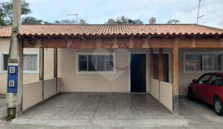 Casa à venda com 2 quartos no condomínio Vilaggio Pitangueiras, Sorocaba - SP