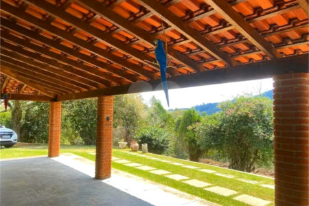 Sítio à venda com 6 quartos, sendo 1 suíte, no Centro (são João Novo), São Roque, SP