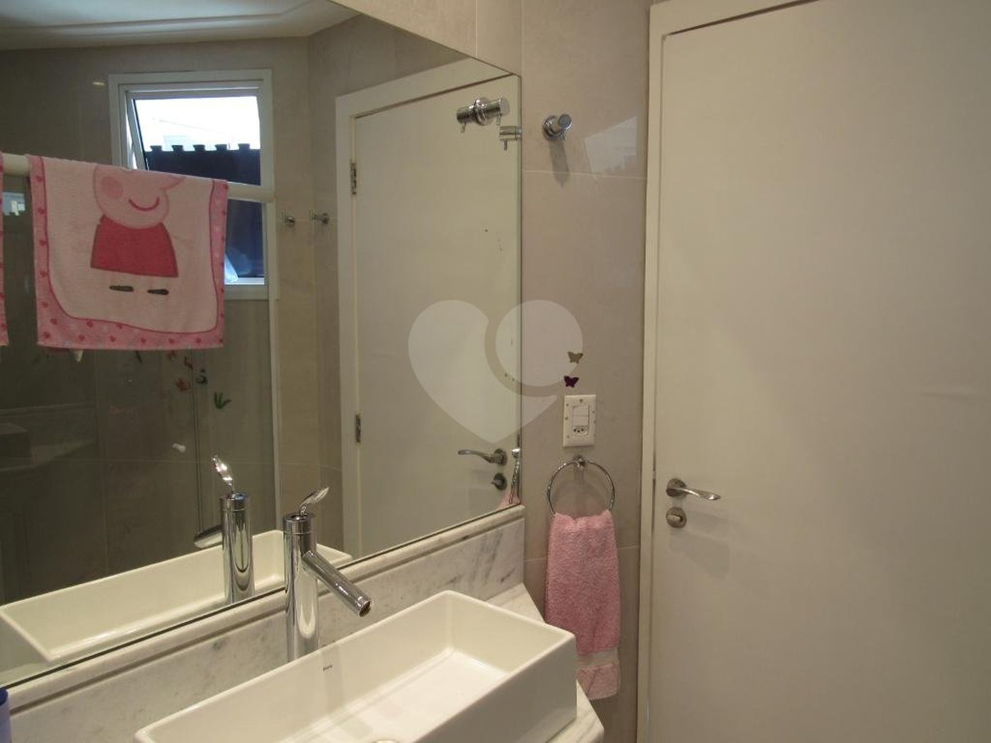 Apartamento à venda com 3 suítes em Real Parque, São Paulo, SP