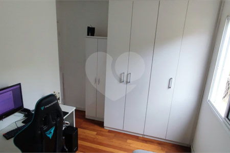 Apartamento à venda com 3 quartos, sendo 1 suíte, em Vila Caraguatá, São Paulo, SP