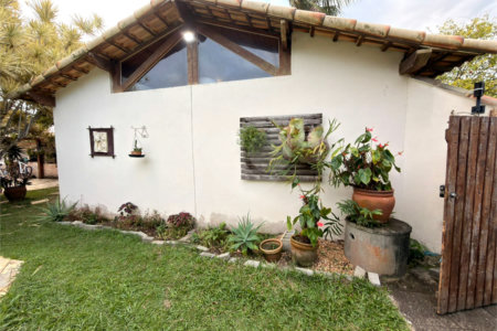 Casa à venda com 3 suítes em Portinho, Cabo Frio, RJ