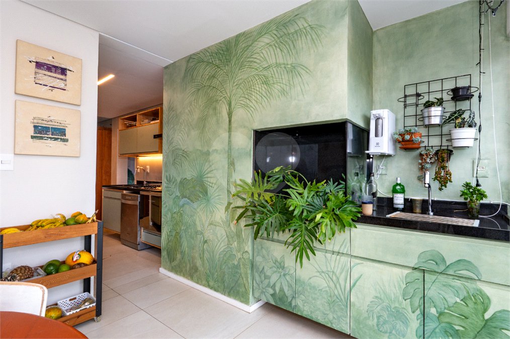 Apartamento à venda com 3 suítes em Campo Belo, São Paulo, SP
