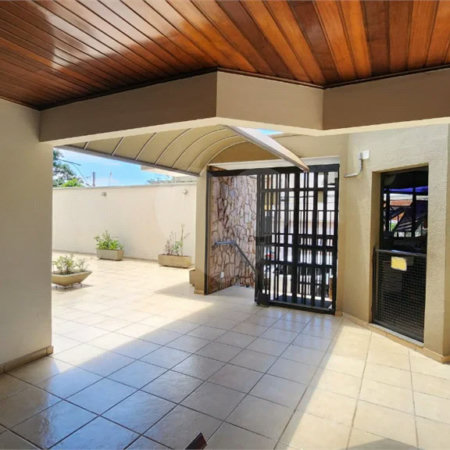 Apartamento à venda com 2 quartos no Centro, Araraquara, SP