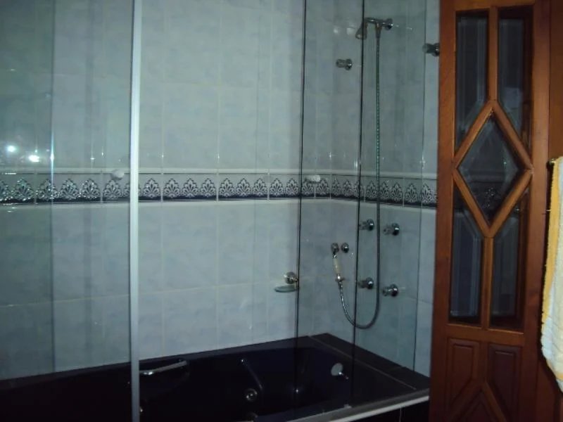 Sobrado à venda com 4 quartos, sendo 2 suítes, em Jardim Peri Peri, São Paulo, SP