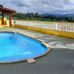 Casa para alugar com 3 quartos, sendo 1 suíte, em Vila Petrópolis, Atibaia, SP