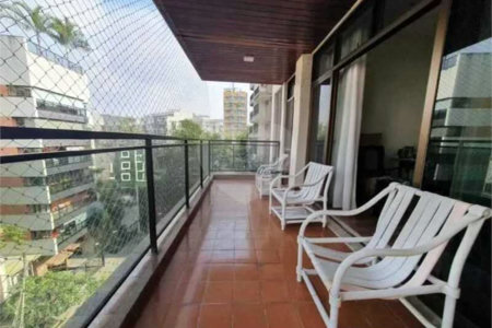 Apartamento à venda com 3 quartos, sendo 1 suíte, em Maracanã, Rio de Janeiro, RJ