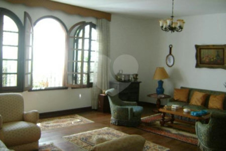 Casa à venda com 4 suítes em Vila Tramontano, São Paulo, SP