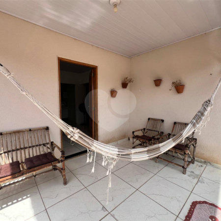 Casa à venda com 3 quartos em Jardim Brasília, Três Lagoas, MS