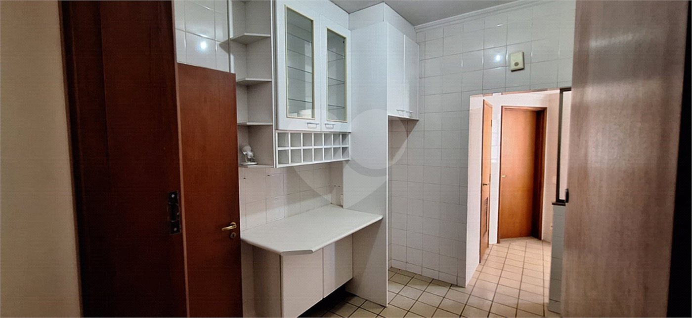 Apartamento à venda com 3 quartos, sendo 1 suíte,  no Centro, Ribeirão Preto, SP