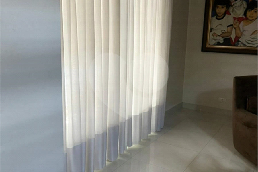 Sobrado à venda com 4 suítes em Jardim Virginia Bianca, São Paulo, SP