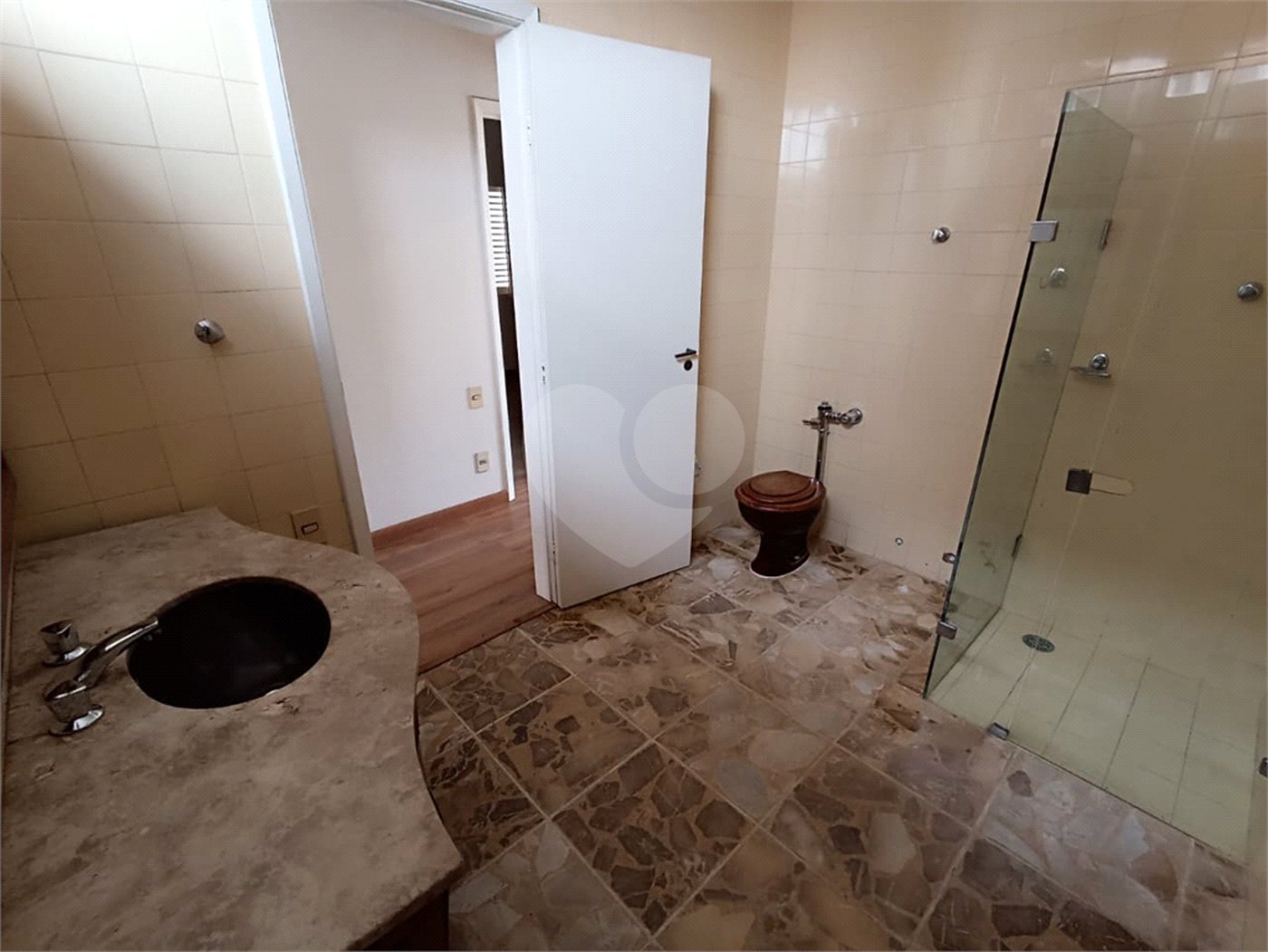 Casa para alugar com 4 quartos, sendo 1 suíte, no Centro, Itapetininga, SP