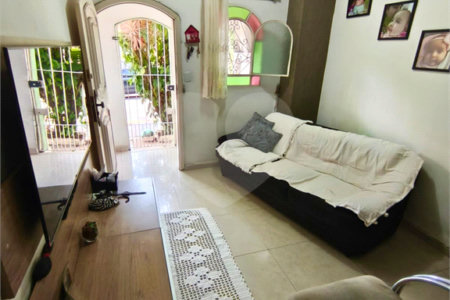 Casa à venda com 3 quartos em Vila Bertioga, São Paulo, SP