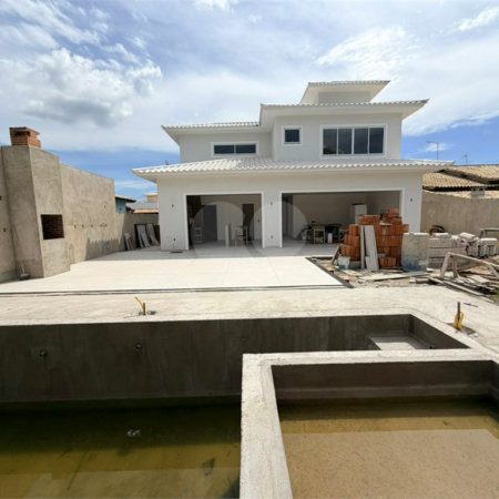 Casa em condomínio à venda com 4 suítes em Caravelas, Armação dos Búzios, RJ