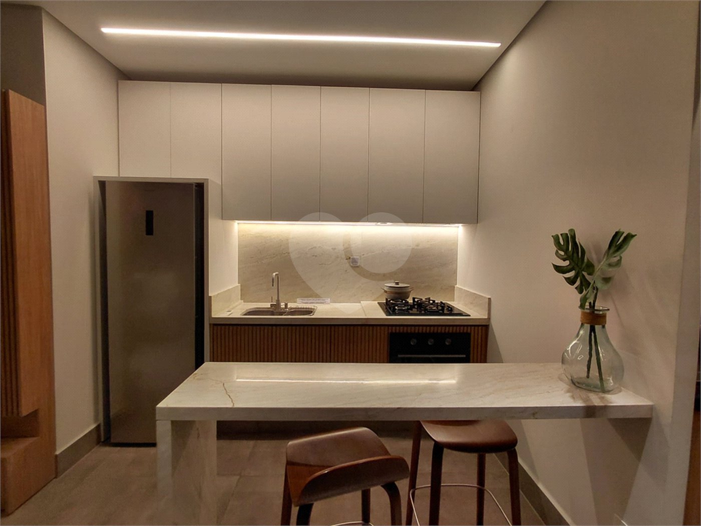 Apartamento à venda com 2 quartos, sendo 1 suíte, em Vila do Golf, Ribeirão Preto, SP
