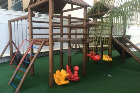 Apartamento à venda com 3 quartos, sendo 1 suíte, no Centro, São Bernardo do Campo, SP
