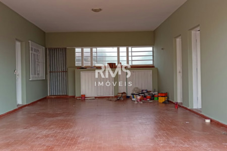 Casa à venda ou para alugar com 3 quartos, sendo 1 suíte,  no Centro, Angatuba, SP