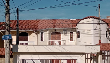 Casa à venda com 4 quartos, sendo 3 suítes,  em Alto Ipiranga, Mogi das Cruzes, SP