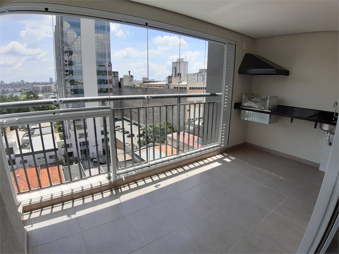 Apartamento à venda com 3 quartos, sendo 1 suíte, em Santo Antônio, São Caetano do Sul, SP