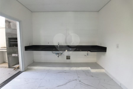Casa à venda com 3 suítes no condomínio Terras de São Francisco, Sorocaba - SP