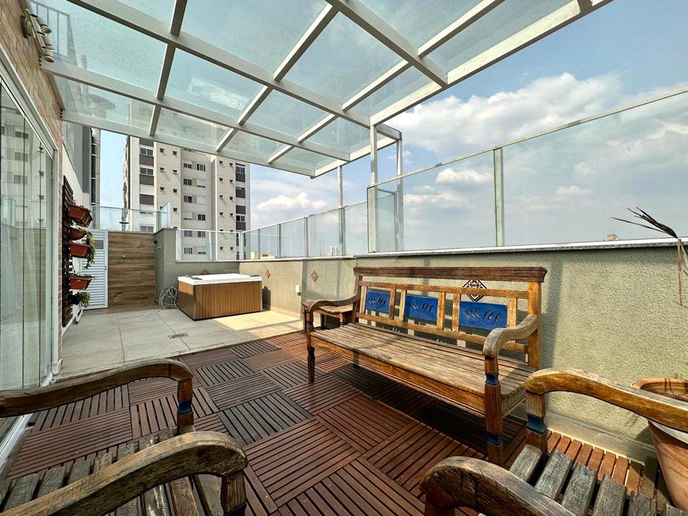 Apartamento à venda com 2 quartos, sendo 1 suíte, em Vila Mazzei, São Paulo, SP