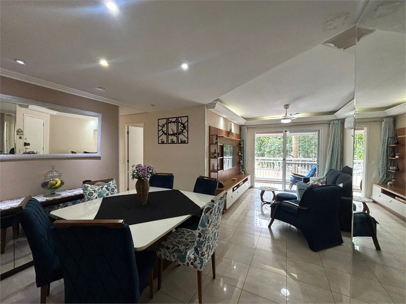 Apartamento à venda com 3 quartos, sendo 1 suíte, em Vila Andrade, São Paulo, SP