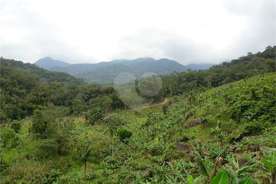Fazenda à venda no Centro, Sete Barras, SP