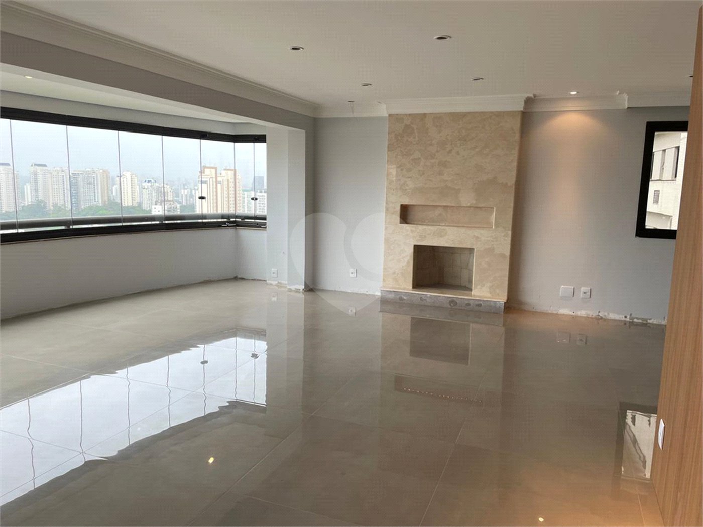 Apartamento à venda ou para alugar com 4 suítes em Vila Andrade, São Paulo, SP