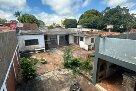 Sobrado à venda ou para alugar com 4 quartos, sendo 2 suítes, em Vila Lacíria, Ponta Porã, MS