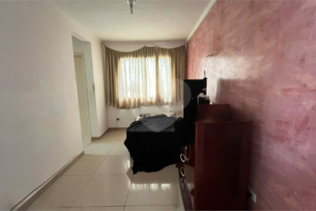Apartamento à venda com 2 quartos em Vossoroca, Votorantim, SP