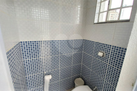 Sobrado à venda com 3 quartos, sendo 1 suíte, em Vila Gomes, São Paulo, SP