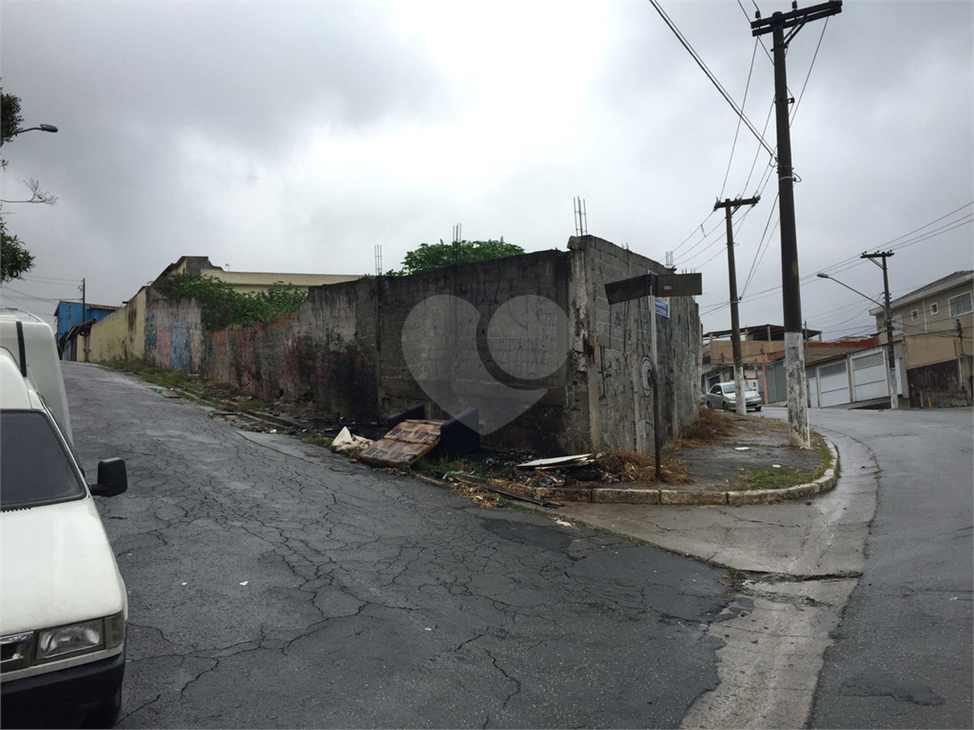 Terreno à venda em Jardim Peri, São Paulo, SP