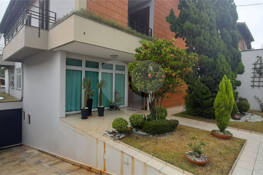 Sobrado à venda com 5 suítes em Tremembé, São Paulo, SP