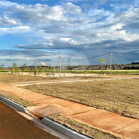 Terreno à venda no condomínio Loteamento Bella Cravinhos, Cravinhos - SP