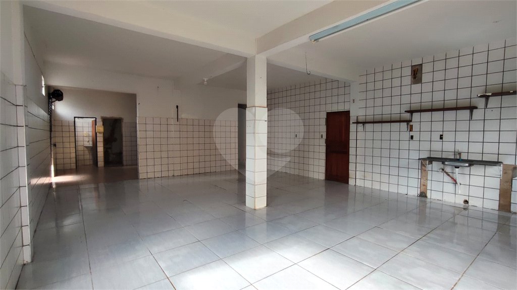 Salão para alugar em Chapadinha, Itapetininga, SP
